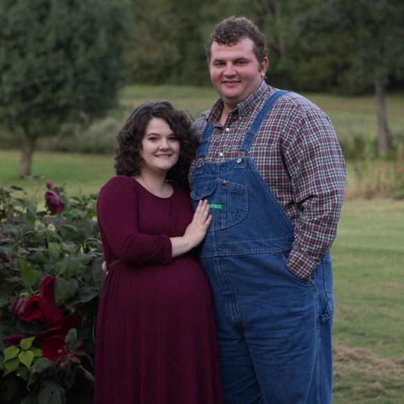 Meet your Posher, Sarah - Picture 2 of 4